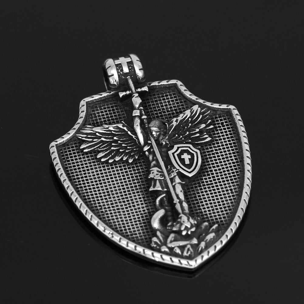 Collar Escudo Cruz Arcángel