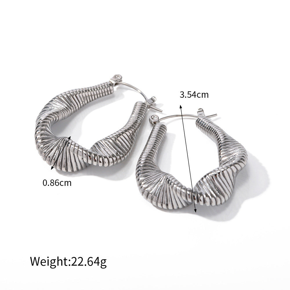 Wrinkle Rib Twisted Thread Earring