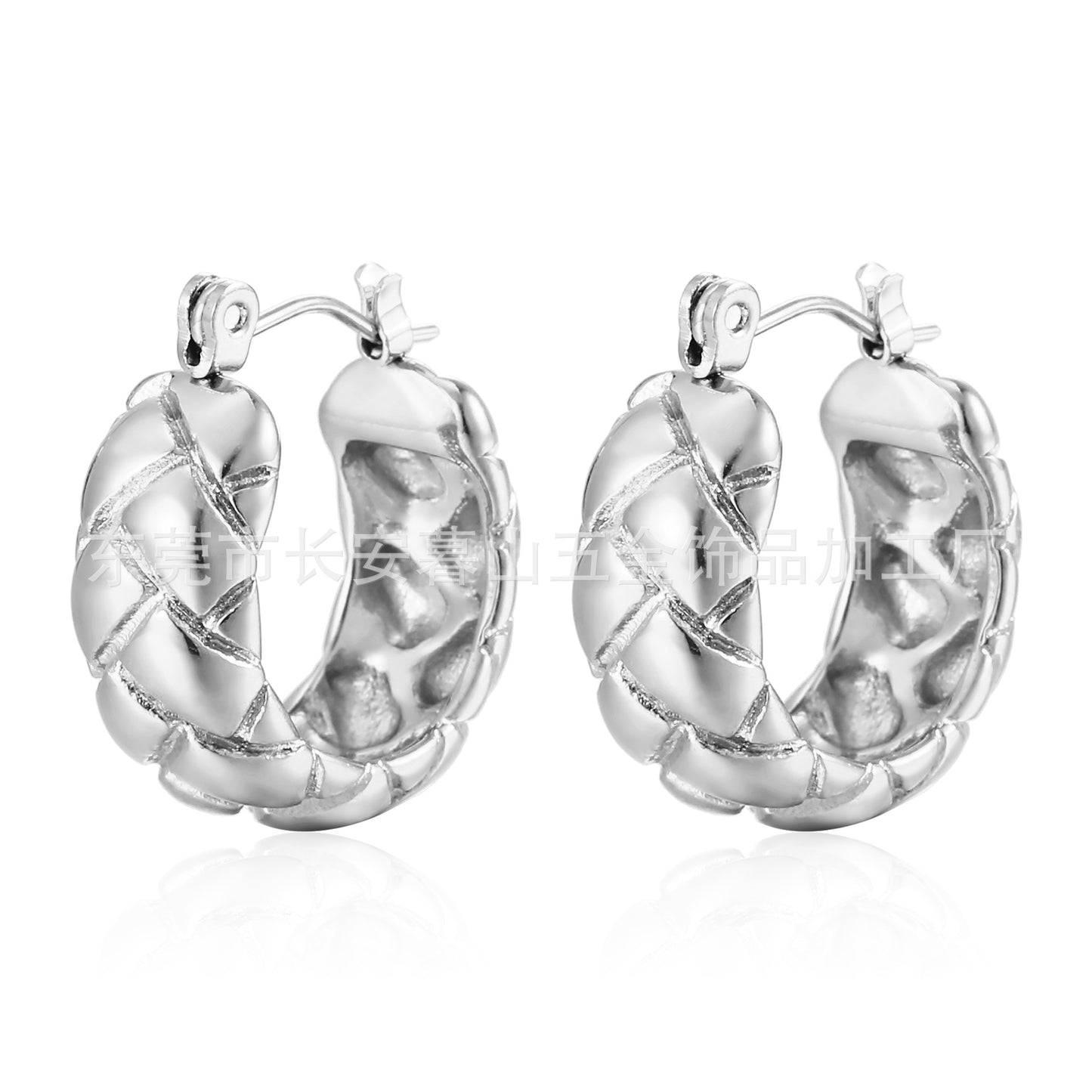 Trendy geometric design earring