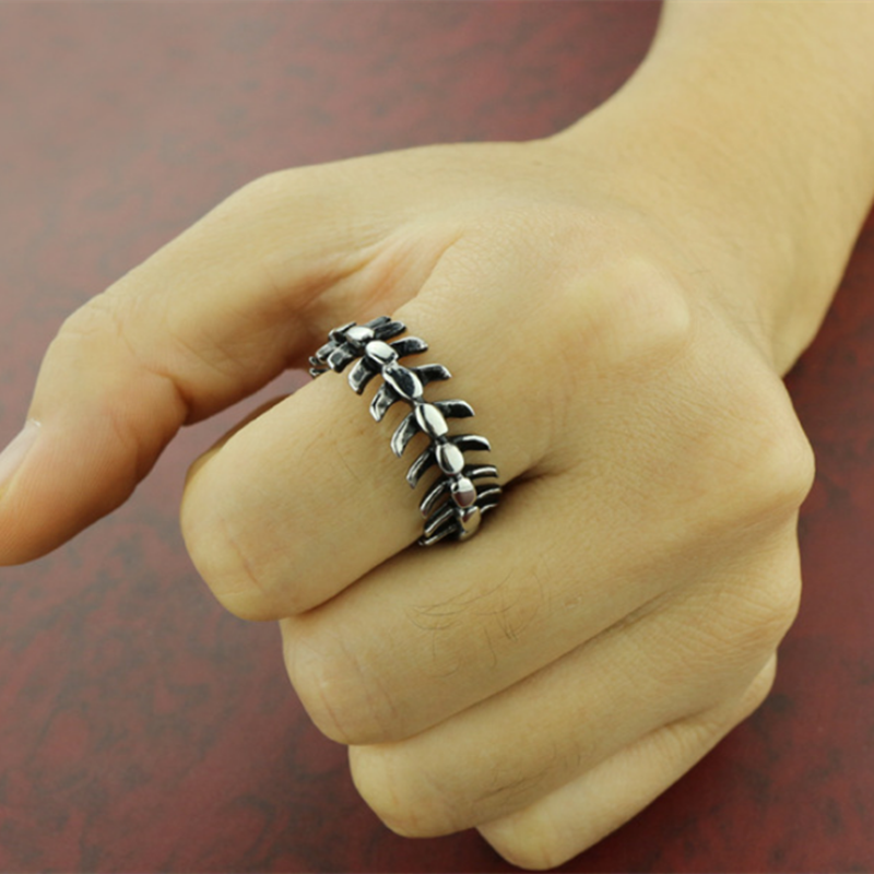 Skeleton Spine  Ring