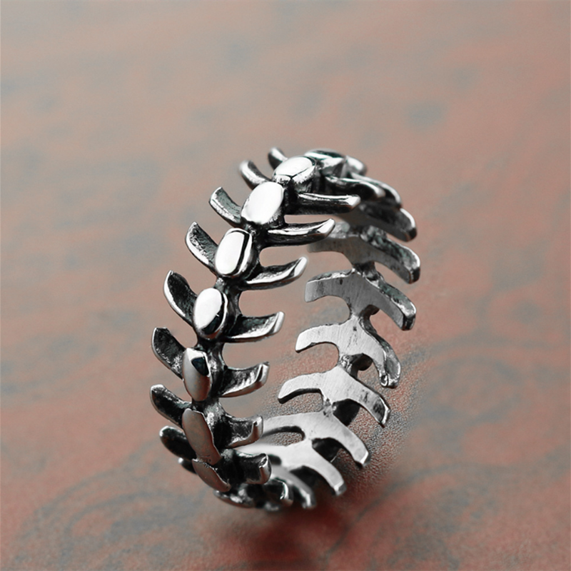 Skeleton Spine  Ring