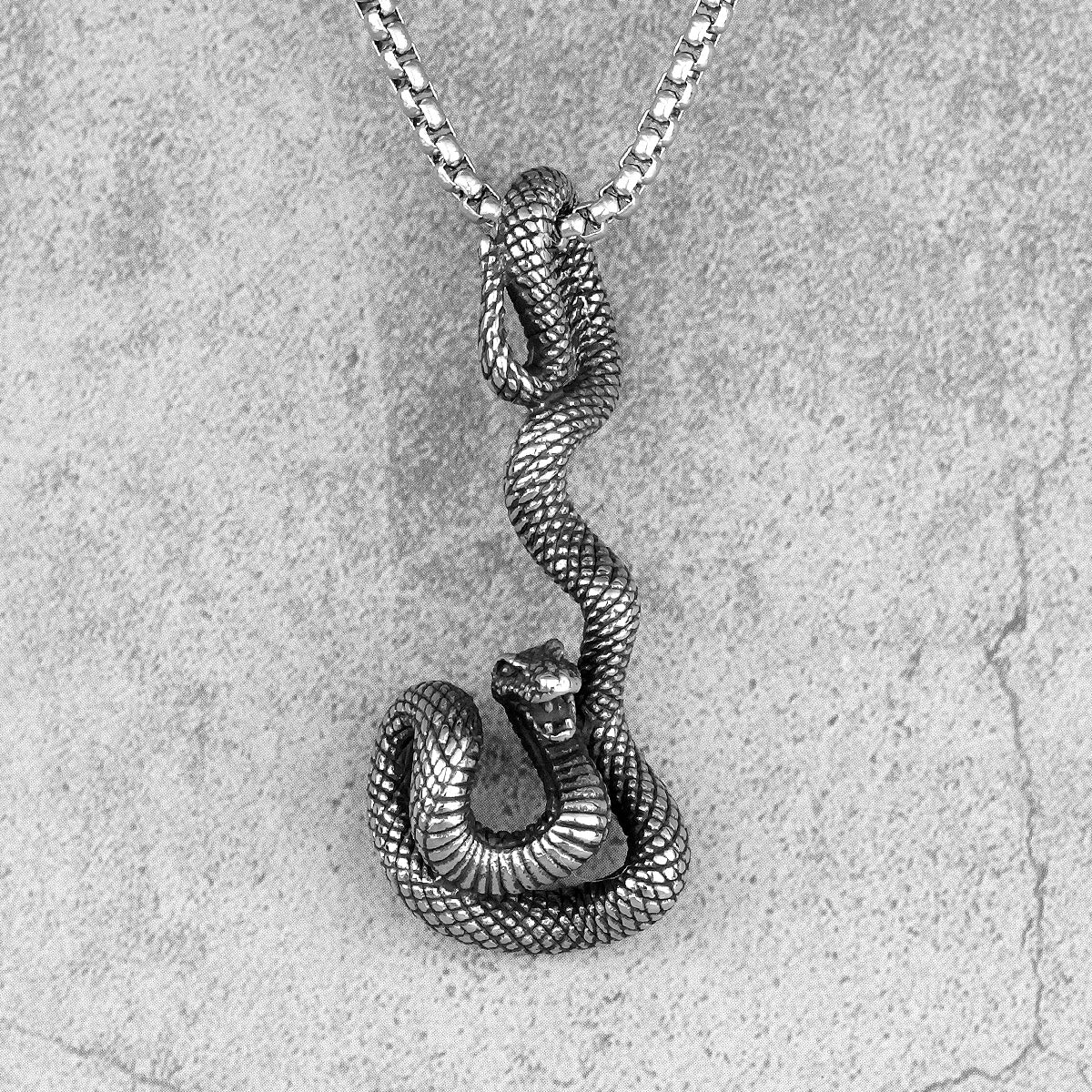 Collana animale serpente vipera