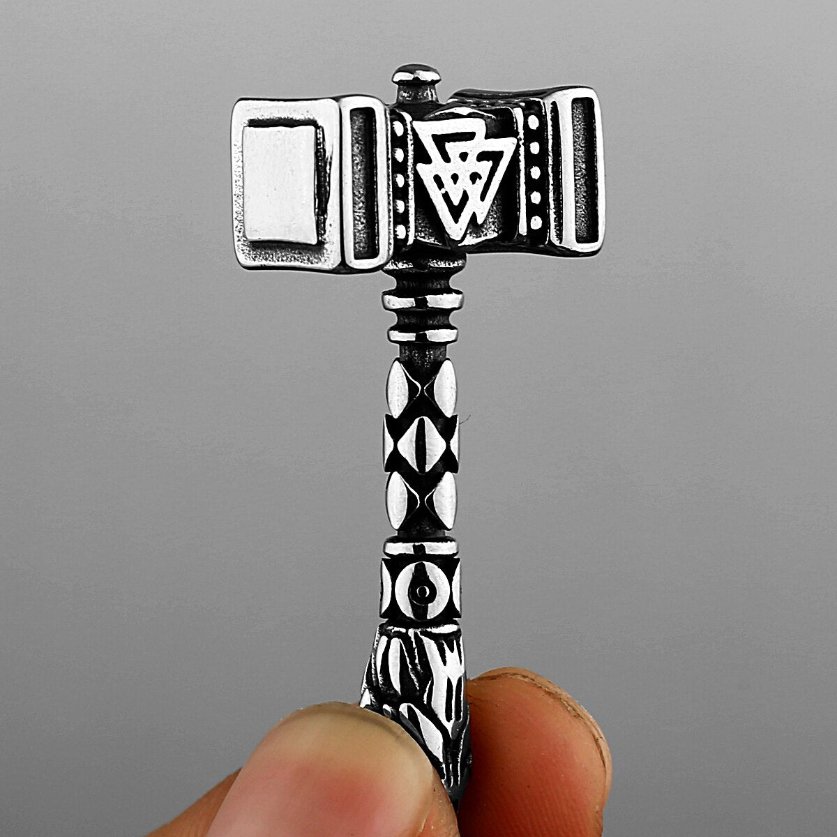 Collar de runas Valknut del martillo de Odín