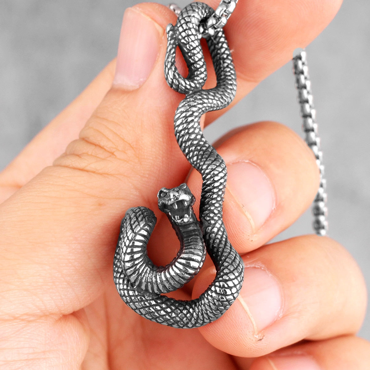 Collana animale serpente vipera