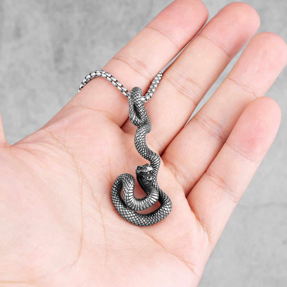 Collana animale serpente vipera