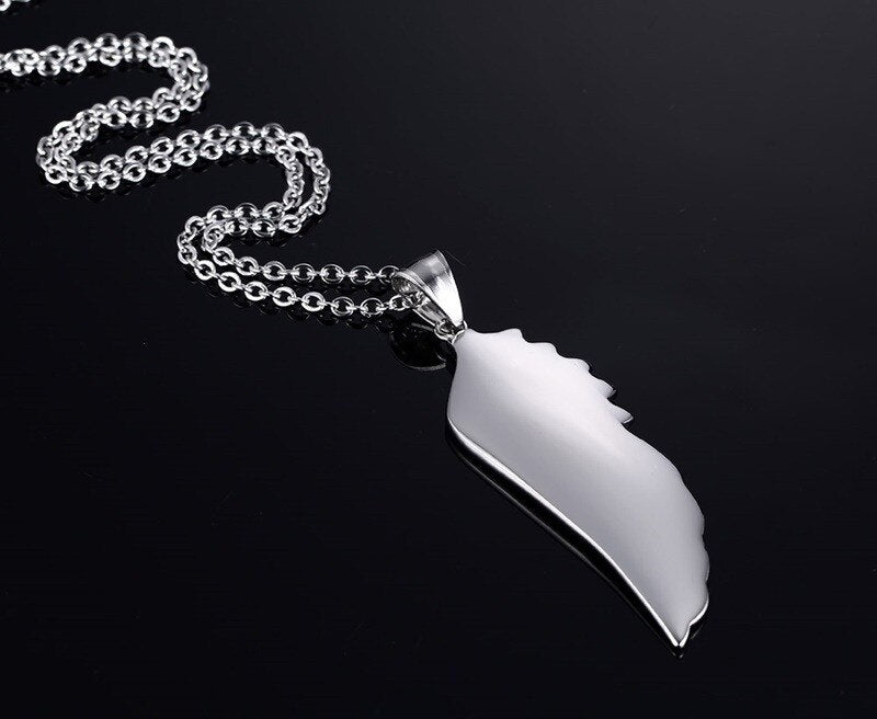 Collar de ala de ángel de plumas